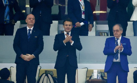 Tổng thống Emmanuel Macron dự đoán chính xác kết quả các trận đấu của tuyển Pháp - Ảnh 1. Tổng thống Emmanuel Macron dự đoán chính xác kết quả các trận đấu của tuyển Pháp - Ảnh 1.