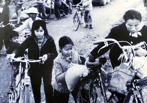 Kỷ niệm 50 năm Điện Biên Phủ trên không: Những hình ảnh Hà Nội một thời đạn bom - Ảnh 3. Kỷ niệm 50 năm Điện Biên Phủ trên không: Những hình ảnh Hà Nội một thời đạn bom - Ảnh 3.