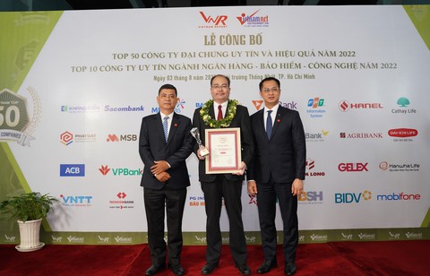 Dai-ichi Life Việt Nam đạt hạng 70/500 Doanh nghiệp lớn nhất Việt Nam năm 2022 - Ảnh 1. Dai-ichi Life Việt Nam đạt hạng 70/500 Doanh nghiệp lớn nhất Việt Nam năm 2022 - Ảnh 1.