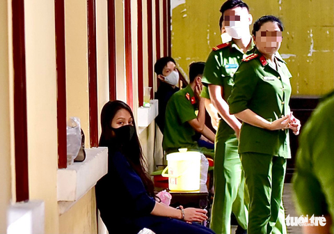 Dì ghẻ Nguyễn Võ Quỳnh Trang kháng cáo xin giảm nhẹ hình phạt - Ảnh 1. Dì ghẻ Nguyễn Võ Quỳnh Trang kháng cáo xin giảm nhẹ hình phạt - Ảnh 1.