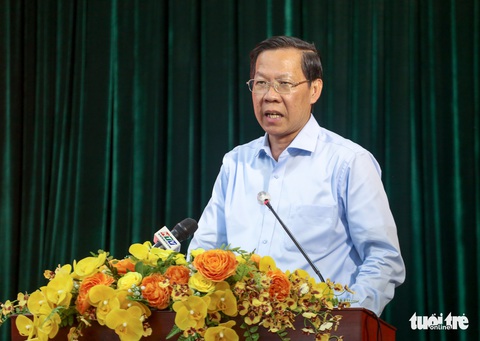 Chủ tịch Phan Văn Mãi gợi mở quận 1 hình thành phố tài chính, phát triển dịch vụ ven sông - Ảnh 2. Chủ tịch Phan Văn Mãi gợi mở quận 1 hình thành phố tài chính, phát triển dịch vụ ven sông - Ảnh 2.