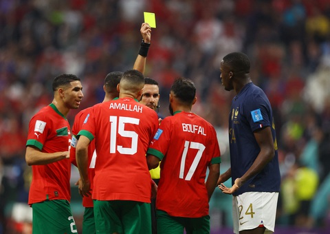 Morocco gửi đơn kiện FIFA vì bị từ chối hai quả phạt đền rõ ràng trước Pháp - Ảnh 1. Morocco gửi đơn kiện FIFA vì bị từ chối hai quả phạt đền rõ ràng trước Pháp - Ảnh 1.