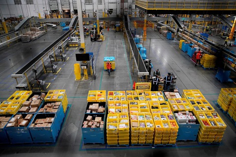 Đối tác của tập đoàn quốc tế: Rủi ro khi phụ thuộc ông lớn - Ảnh 1. Đối tác của tập đoàn quốc tế: Rủi ro khi phụ thuộc ông lớn - Ảnh 1.