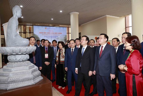 Chủ tịch Quốc hội: ‘Văn hóa làm ra đạo lý nhưng văn hóa cũng có thể làm ra tiền của’ - Ảnh 1. Chủ tịch Quốc hội: ‘Văn hóa làm ra đạo lý nhưng văn hóa cũng có thể làm ra tiền của’ - Ảnh 1.