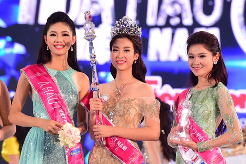 Vương miện, quyền trượng Hoa hậu Việt Nam mùa giải năm nào ấn tượng nhất? - Ảnh 6. Vương miện, quyền trượng Hoa hậu Việt Nam mùa giải năm nào ấn tượng nhất? - Ảnh 6.