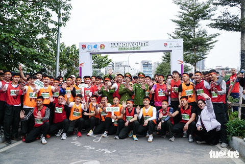 Hàng ngàn thanh niên thủ đô hưởng ứng ‘Ngày thanh niên cùng hành động’ - Ảnh 1. Hàng ngàn thanh niên thủ đô hưởng ứng ‘Ngày thanh niên cùng hành động’ - Ảnh 1.