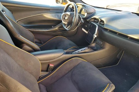 Siêu xe McLaren bị rao bán sắt vụn ngay sau ngày bàn giao - Ảnh 3. Siêu xe McLaren bị rao bán sắt vụn ngay sau ngày bàn giao - Ảnh 3.