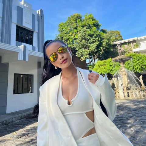 Ngọc Châu khiến khán giả say mê với loạt outfit thời thượng - Ảnh 5. Ngọc Châu khiến khán giả say mê với loạt outfit thời thượng - Ảnh 5.