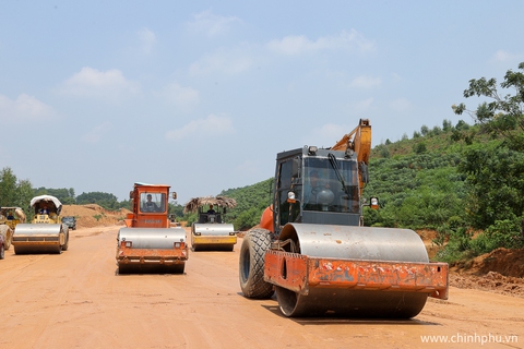Tin tức sáng 19-12: Sẽ chỉnh trang phần còn lại bến Bạch Đằng; Dừng 3 dự án bất động sản núi Bà Đen - Ảnh 3. Tin tức sáng 19-12: Sẽ chỉnh trang phần còn lại bến Bạch Đằng; Dừng 3 dự án bất động sản núi Bà Đen - Ảnh 3.