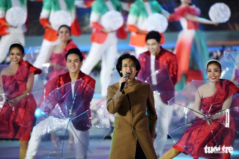 Khai mạc Festival hoa Đà Lạt, 400 nghệ sĩ quy tụ, 500.000 chậu hoa quanh hồ Xuân Hương - Ảnh 10. Khai mạc Festival hoa Đà Lạt, 400 nghệ sĩ quy tụ, 500.000 chậu hoa quanh hồ Xuân Hương - Ảnh 10.
