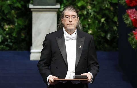 Giáo sư kinh tế đoạt giải Nobel 2022 bị nhiều sinh viên tố quấy rối tình dục - Ảnh 1. Giáo sư kinh tế đoạt giải Nobel 2022 bị nhiều sinh viên tố quấy rối tình dục - Ảnh 1.