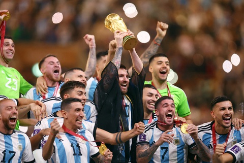 Messi cùng Argentina vô địch World Cup 2022 - Ảnh 1. Messi cùng Argentina vô địch World Cup 2022 - Ảnh 1.