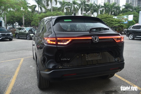 Chi tiết Honda HR-V G giá 699 triệu đồng: Ghế nỉ, động cơ không turbo nhưng đủ tính năng an toàn - Ảnh 5. Chi tiết Honda HR-V G giá 699 triệu đồng: Ghế nỉ, động cơ không turbo nhưng đủ tính năng an toàn - Ảnh 5.