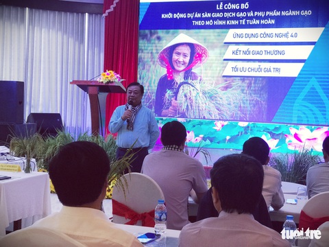 Phụ phẩm gạo lên sàn thương mại điện tử hy vọng giao dịch được 50.000 tấn/tháng - Ảnh 1. Phụ phẩm gạo lên sàn thương mại điện tử hy vọng giao dịch được 50.000 tấn/tháng - Ảnh 1.