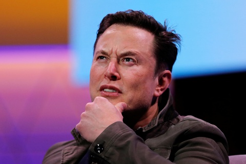 Người dùng Twitter bỏ phiếu yêu cầu tỉ phú Elon Musk từ chức - Ảnh 1. Người dùng Twitter bỏ phiếu yêu cầu tỉ phú Elon Musk từ chức - Ảnh 1.