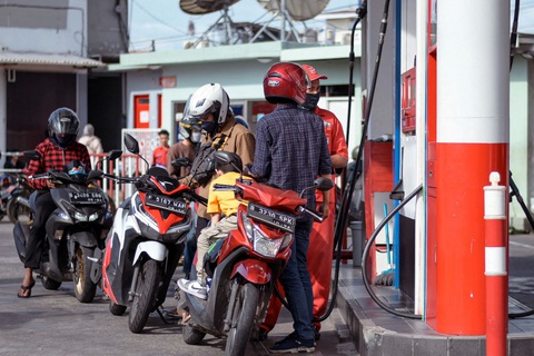 Indonesia triển khai chương trình nhiên liệu B35 từ năm 2023 - Ảnh 1. Indonesia triển khai chương trình nhiên liệu B35 từ năm 2023 - Ảnh 1.