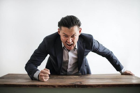 Tôi không muốn nghỉ, nhưng tôi không thích sếp tôi - Ảnh 1. Tôi không muốn nghỉ, nhưng tôi không thích sếp tôi - Ảnh 1.