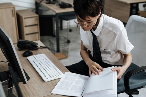 Nhảy việc để vươn lên hay sụt hố? - Ảnh 2. Nhảy việc để vươn lên hay sụt hố? - Ảnh 2.
