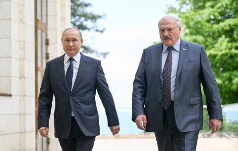 Vì sao ông Putin đến Belarus? - Ảnh 1. Vì sao ông Putin đến Belarus? - Ảnh 1.