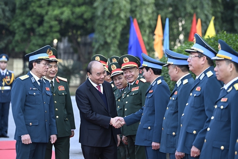 Chủ tịch nước gặp mặt kỷ niệm 50 năm chiến thắng Hà Nội - Điện Biên Phủ trên không - Ảnh 1. Chủ tịch nước gặp mặt kỷ niệm 50 năm chiến thắng Hà Nội - Điện Biên Phủ trên không - Ảnh 1.