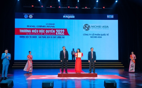 Nichiei Asia nhận giải thưởng ‘Top 10 thương hiệu tín nhiệm hàng Nhật Bản chất lượng cao’ - Ảnh 2. Nichiei Asia nhận giải thưởng ‘Top 10 thương hiệu tín nhiệm hàng Nhật Bản chất lượng cao’ - Ảnh 2.