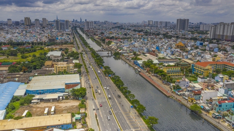 Thành phố hướng sông - Kỳ cuối: Hồi sinh dòng xanh thành phố và trách nhiệm mỗi người - Ảnh 4. Thành phố hướng sông - Kỳ cuối: Hồi sinh dòng xanh thành phố và trách nhiệm mỗi người - Ảnh 4.