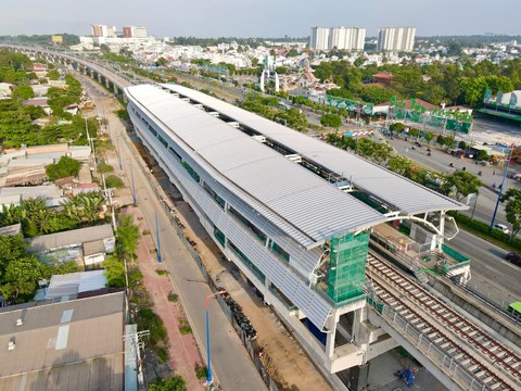 Tàu metro số 1 chính thức lăn bánh chạy thử - Ảnh 12. Tàu metro số 1 chính thức lăn bánh chạy thử - Ảnh 12.