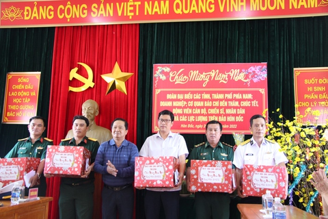 Chiến sĩ Trạm ra đa 625: Nhận quà Tết này, anh em ở đơn vị cảm thấy ấm lòng lắm - Ảnh 1. Chiến sĩ Trạm ra đa 625: Nhận quà Tết này, anh em ở đơn vị cảm thấy ấm lòng lắm - Ảnh 1.