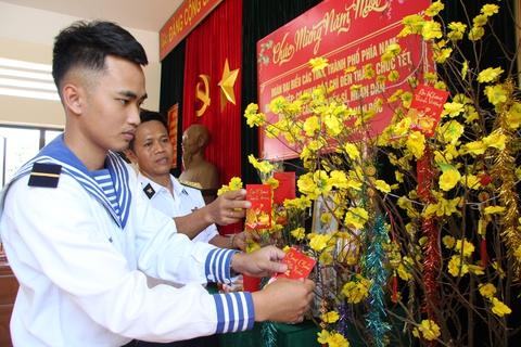 Chiến sĩ Trạm ra đa 625: Nhận quà Tết này, anh em ở đơn vị cảm thấy ấm lòng lắm - Ảnh 5. Chiến sĩ Trạm ra đa 625: Nhận quà Tết này, anh em ở đơn vị cảm thấy ấm lòng lắm - Ảnh 5.