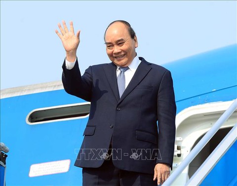 Chủ tịch nước Nguyễn Xuân Phúc thăm Indonesia và mục tiêu 15 tỉ USD - Ảnh 1. Chủ tịch nước Nguyễn Xuân Phúc thăm Indonesia và mục tiêu 15 tỉ USD - Ảnh 1.