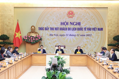 Du lịch Việt đi trước, về sau, Thủ tướng hỏi do cách làm hay trách nhiệm? - Ảnh 1. Du lịch Việt đi trước, về sau, Thủ tướng hỏi do cách làm hay trách nhiệm? - Ảnh 1.