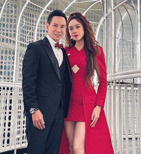 Ảnh vui sao Việt 21-12: Minh Dự hối hận vì cắt tóc đôi với Tiểu Vy - Ảnh 7. Ảnh vui sao Việt 21-12: Minh Dự hối hận vì cắt tóc đôi với Tiểu Vy - Ảnh 7.