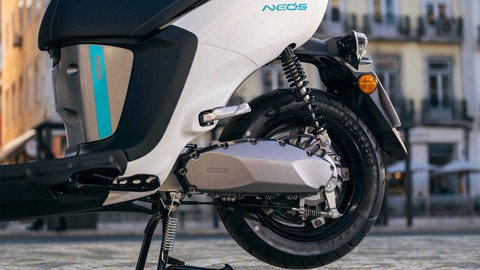 Yamaha chuẩn bị bán xe máy điện tại Việt Nam, tầm hoạt động 37km mỗi lần sạc - Ảnh 6. Yamaha chuẩn bị bán xe máy điện tại Việt Nam, tầm hoạt động 37km mỗi lần sạc - Ảnh 6.