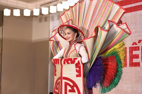 Hoa hậu Ngọc Châu đặt mục tiêu top 3 chung cuộc Miss Universe 2022 tại Mỹ - Ảnh 1. Hoa hậu Ngọc Châu đặt mục tiêu top 3 chung cuộc Miss Universe 2022 tại Mỹ - Ảnh 1.
