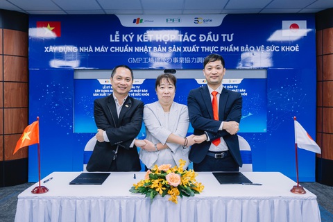 FPT Retail cùng đối tác Nhật Bản hợp tác đầu tư nhà máy thực phẩm bảo vệ sức khoẻ - Ảnh 3. FPT Retail cùng đối tác Nhật Bản hợp tác đầu tư nhà máy thực phẩm bảo vệ sức khoẻ - Ảnh 3.