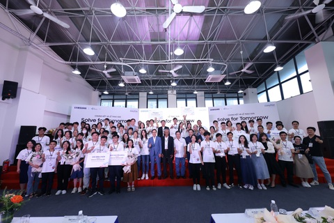 Khi thực tế cuộc sống trở thành chất liệu và động lực cho những sáng tạo trẻ - Ảnh 5. Khi thực tế cuộc sống trở thành chất liệu và động lực cho những sáng tạo trẻ - Ảnh 5.