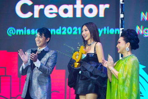 Hoa hậu Thùy Tiên đoạt giải TikTok vượt qua Sơn Tùng, Trấn Thành - Ảnh 1. Hoa hậu Thùy Tiên đoạt giải TikTok vượt qua Sơn Tùng, Trấn Thành - Ảnh 1.