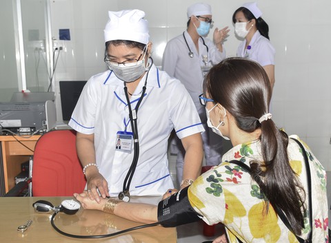 Bệnh viện 200 tỉ đồng trùm mền hơn một năm bắt đầu khám nhưng chỉ nhận ngoại trú - Ảnh 2. Bệnh viện 200 tỉ đồng trùm mền hơn một năm bắt đầu khám nhưng chỉ nhận ngoại trú - Ảnh 2.