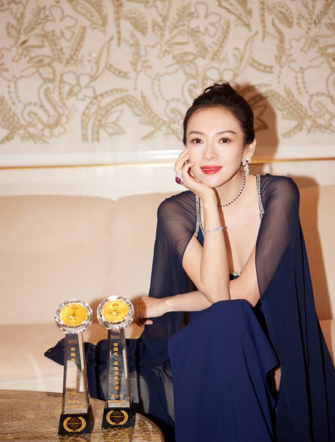 Nghệ sĩ Việt có thể bị cấm diễn nếu vi phạm pháp luật, đạo đức; Bạch Công Khanh nói về Nam Em - Ảnh 3. Nghệ sĩ Việt có thể bị cấm diễn nếu vi phạm pháp luật, đạo đức; Bạch Công Khanh nói về Nam Em - Ảnh 3.