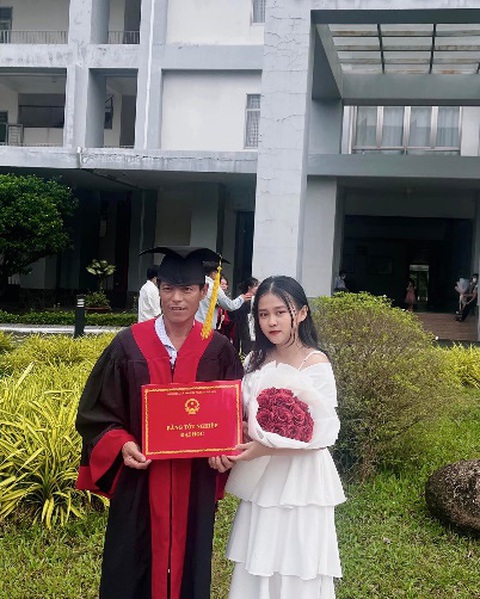 8 câu chuyện lay động cộng đồng mạng nhất trên Tuổi Trẻ Online năm 2022 - Ảnh 5. 8 câu chuyện lay động cộng đồng mạng nhất trên Tuổi Trẻ Online năm 2022 - Ảnh 5.