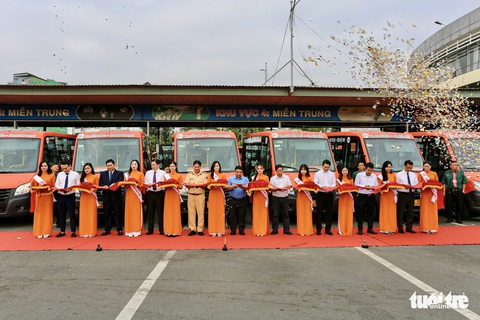 Tết này có thêm 4 tuyến xe buýt từ TP.HCM đi Đồng Nai - Ảnh 1. Tết này có thêm 4 tuyến xe buýt từ TP.HCM đi Đồng Nai - Ảnh 1.