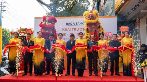 Ra mắt tại Phú Thọ, BAC A BANK tham gia vào vùng kinh tế Trung du Bắc bộ - Ảnh 1. Ra mắt tại Phú Thọ, BAC A BANK tham gia vào vùng kinh tế Trung du Bắc bộ - Ảnh 1.