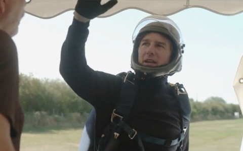Tom Cruise bất chấp tính mạng, 8 lần tự nhảy vực để đóng Mission: Impossible 7 - Ảnh 3. Tom Cruise bất chấp tính mạng, 8 lần tự nhảy vực để đóng Mission: Impossible 7 - Ảnh 3.