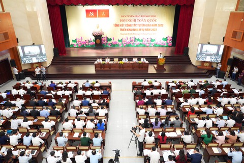 Trưởng Ban Tuyên giáo Trung ương: Đã làm lãnh đạo là mạnh dạn, sẵn sàng trả lời báo chí - Ảnh 3. Trưởng Ban Tuyên giáo Trung ương: Đã làm lãnh đạo là mạnh dạn, sẵn sàng trả lời báo chí - Ảnh 3.