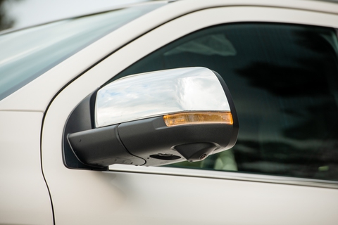 Ford Everest thêm bản chiến lược, quyết vượt Fortuner, Santa Fe lên đầu phân khúc - Ảnh 4. Ford Everest thêm bản chiến lược, quyết vượt Fortuner, Santa Fe lên đầu phân khúc - Ảnh 4.
