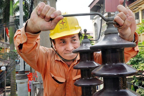 Tổng cục trưởng Tổng cục Thống kê: Tăng giá điện nên để sau Tết Quý Mão 2023 - Ảnh 1. Tổng cục trưởng Tổng cục Thống kê: Tăng giá điện nên để sau Tết Quý Mão 2023 - Ảnh 1.