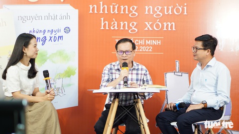 Nguyễn Nhật Ánh sẽ nhổ neo khỏi thế giới tuổi thơ với Những người hàng xóm? - Ảnh 1. Nguyễn Nhật Ánh sẽ nhổ neo khỏi thế giới tuổi thơ với Những người hàng xóm? - Ảnh 1.