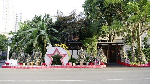 Sắc màu Giáng sinh - lung linh khu phố - Ảnh 1. Sắc màu Giáng sinh - lung linh khu phố - Ảnh 1.