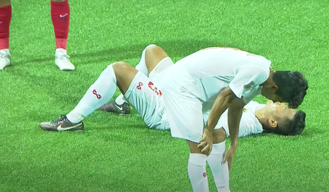 Thua ngược Singapore 2-3, Myanmar hẹp cửa vào bán kết - Ảnh 2. Thua ngược Singapore 2-3, Myanmar hẹp cửa vào bán kết - Ảnh 2.