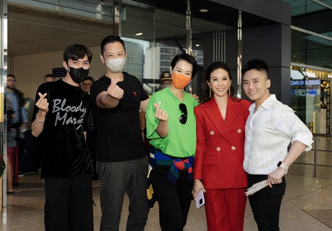Hồ Hạnh Nhi bất ngờ tới Việt Nam hội ngộ Thu Hoài, hứa hẹn rủ ‘hội bà 8 TVB’ sang chơi - Ảnh 7. Hồ Hạnh Nhi bất ngờ tới Việt Nam hội ngộ Thu Hoài, hứa hẹn rủ ‘hội bà 8 TVB’ sang chơi - Ảnh 7.